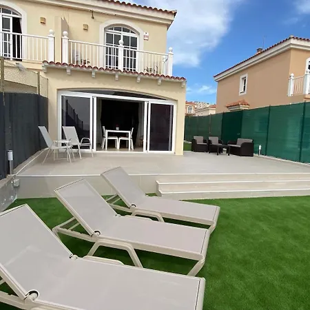 Sea La Vie - 3 Bedrooms, Pool & Sea Views Villa *